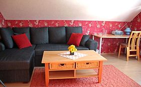Rivaal Guesthouse-Cafe